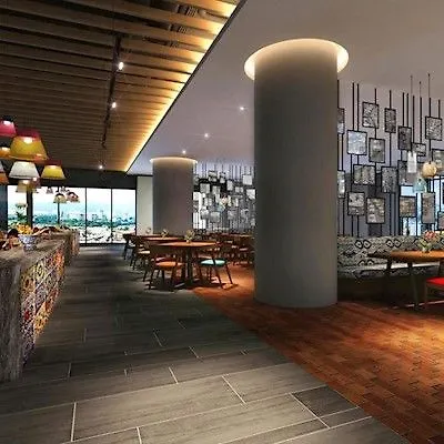Hilton Garden Inn Kuala Lumpur - South מלון